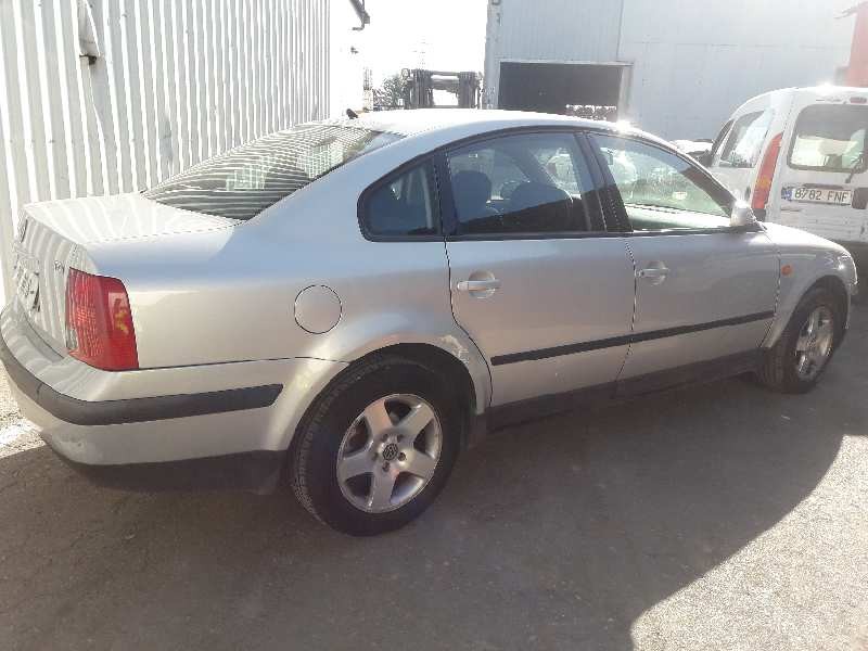 volkswagen passat berlina (3b2) del año 1997