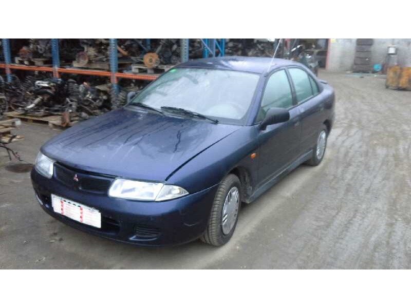 mitsubishi carisma berlina 4 (da0) del año 1996