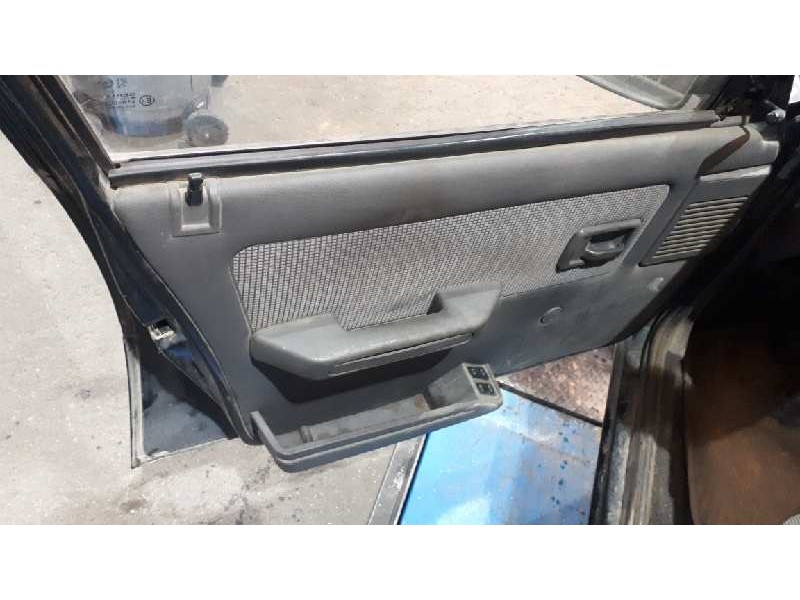 peugeot 205 berlina del año 1991