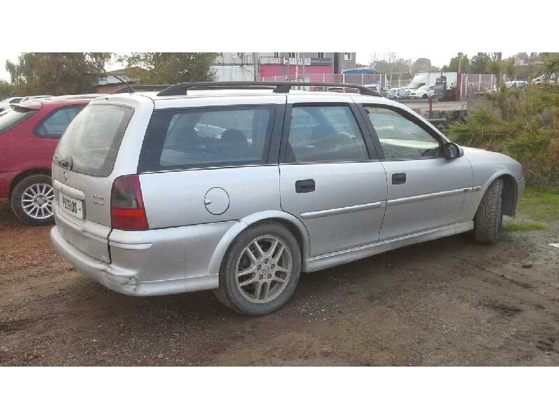 opel vectra b caravan del año 1999