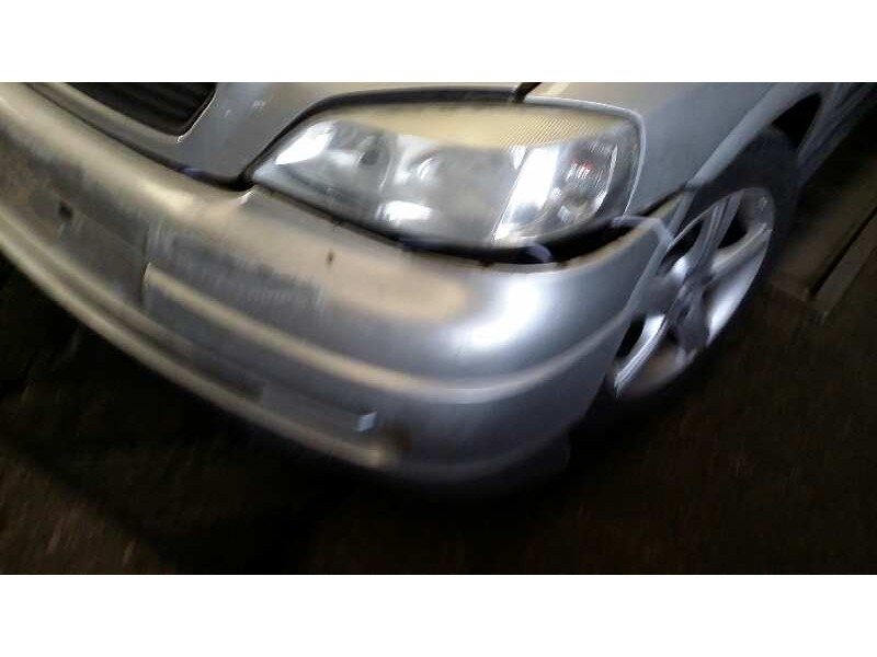 opel astra f berlina del año 1998