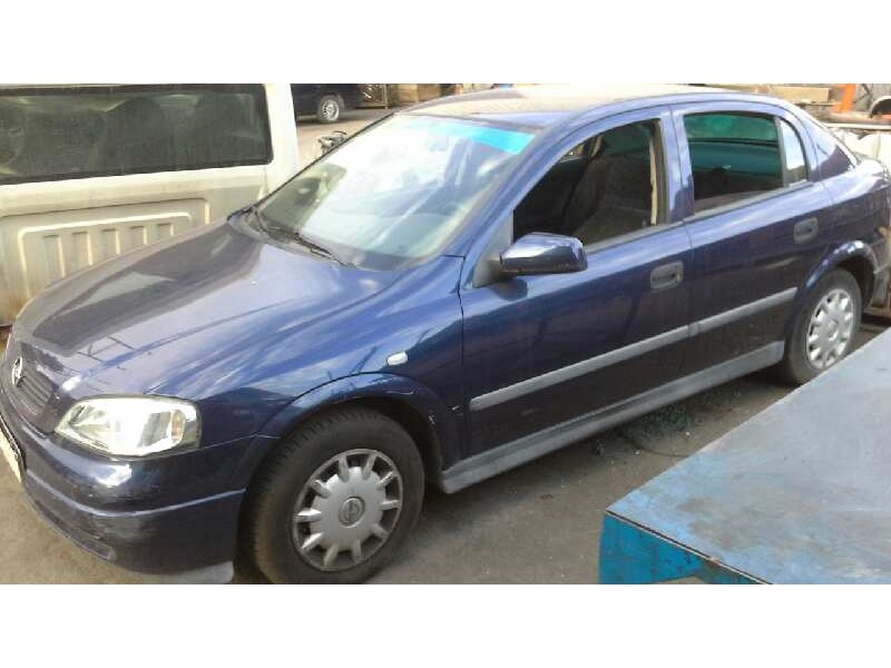 opel astra g berlina del año 1999
