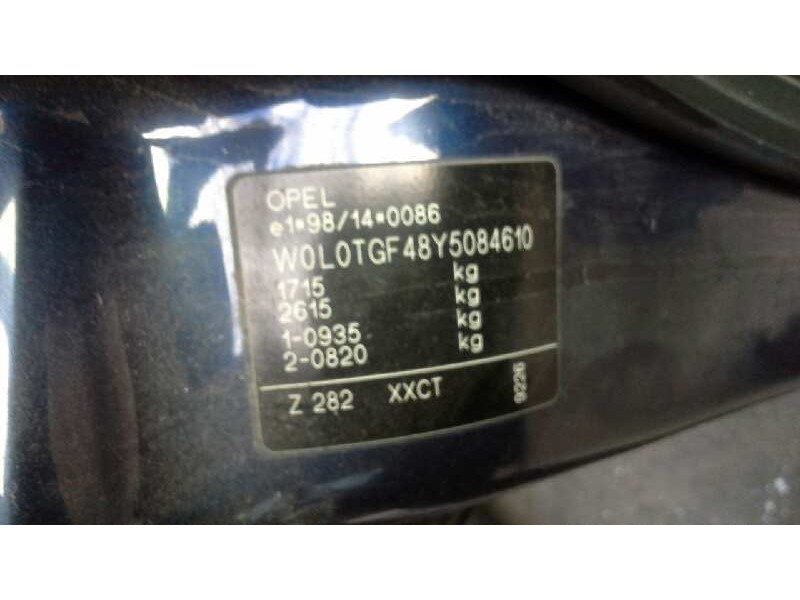 opel astra g berlina del año 1999