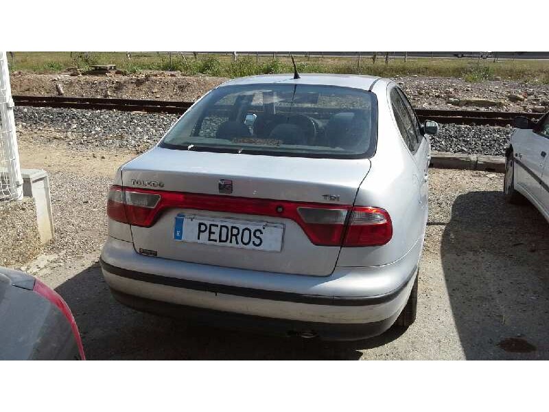 seat toledo (1m2) del año 1999