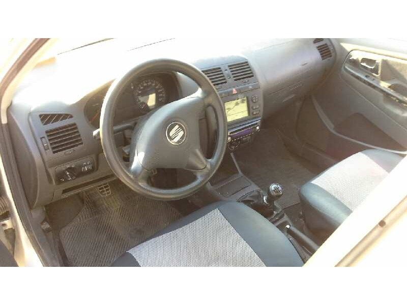 seat cordoba vario (6k5) del año 2000