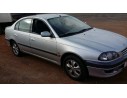 TOYOTA AVENSIS BERLINA (T 22)