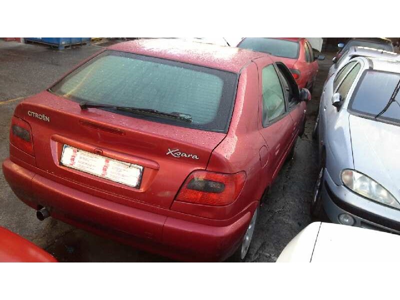 citroën xsara berlina del año 2000