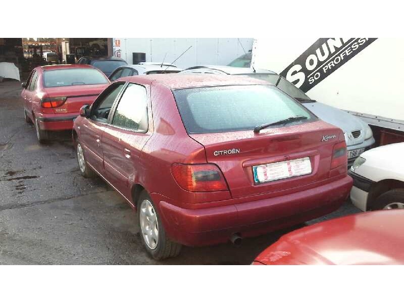 citroën xsara berlina del año 2000