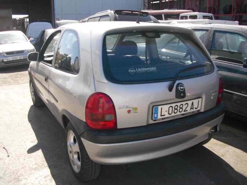 opel corsa b del año 1950