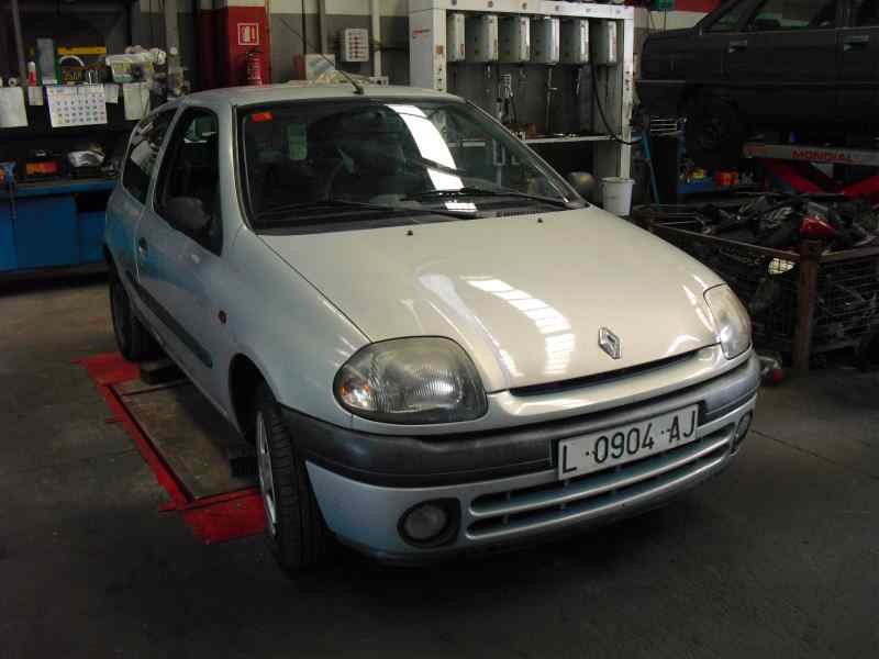 renault clio ii fase i (b/cbo) del año 2000