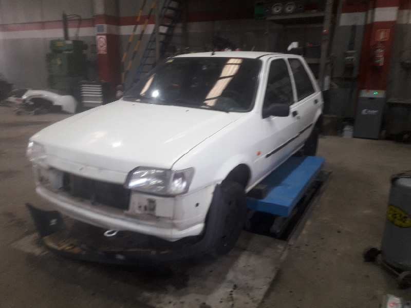 ford fiesta berl./courier del año 1996