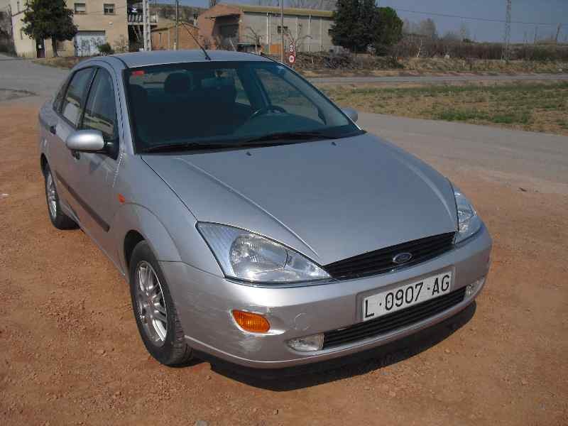 ford focus berlina (cak) del año 1999