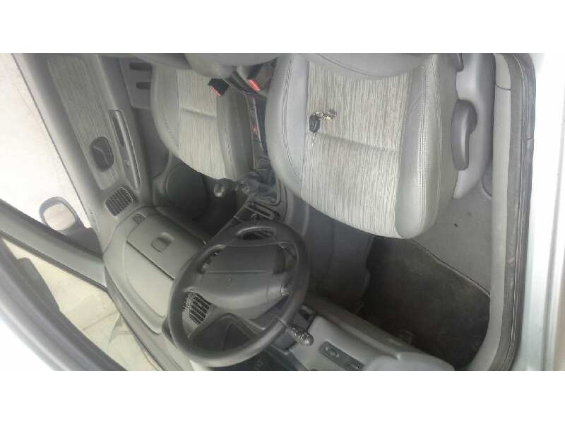 renault laguna (b56) del año 2000
