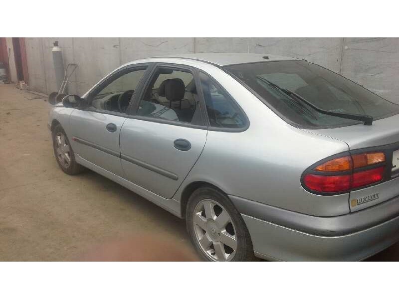 renault laguna (b56) del año 2000