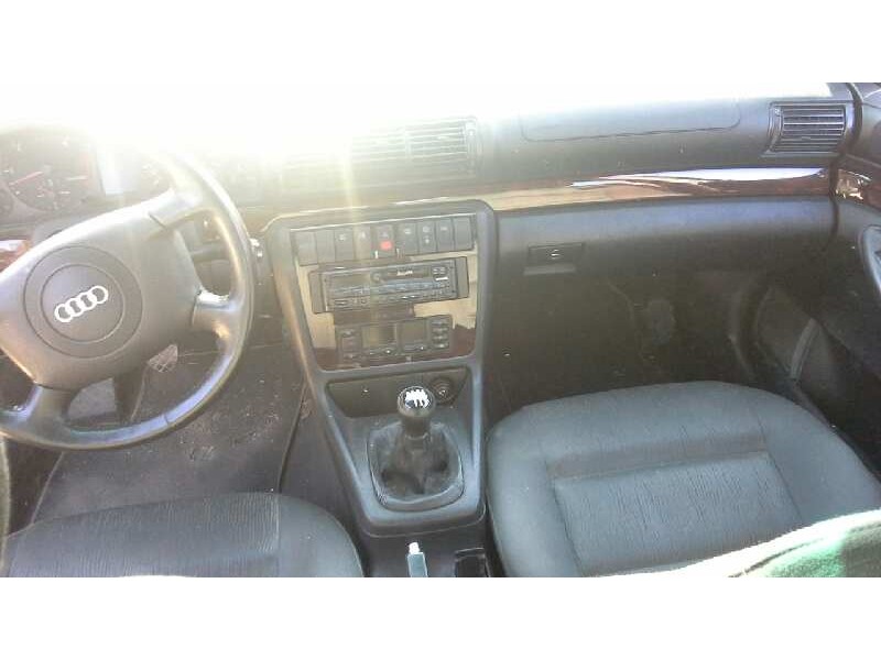 audi a4 berlina (b5) del año 1998