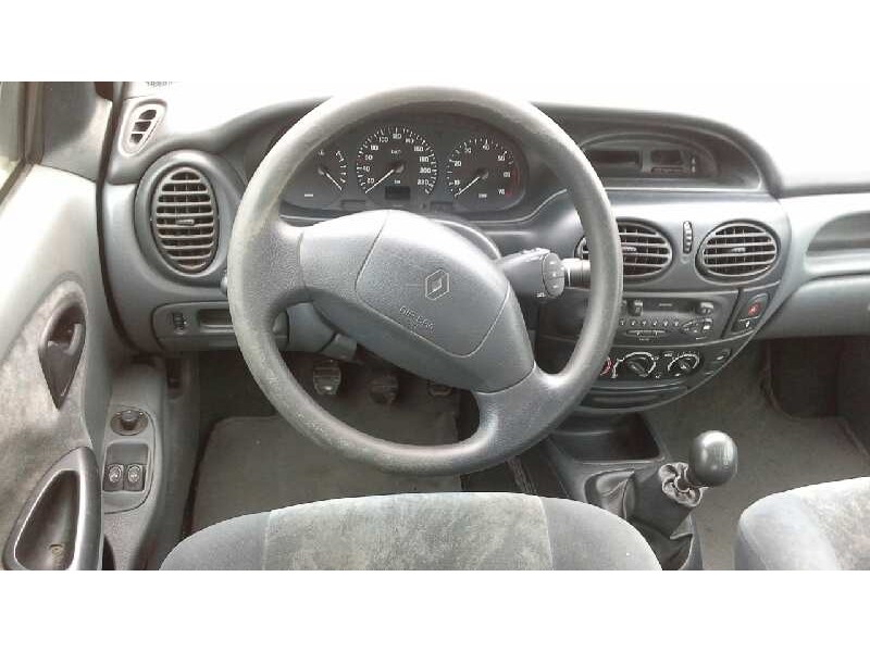 renault megane i classic (la0) del año 1998