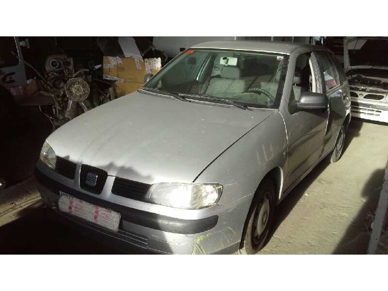 seat ibiza (6k1) del año 2000