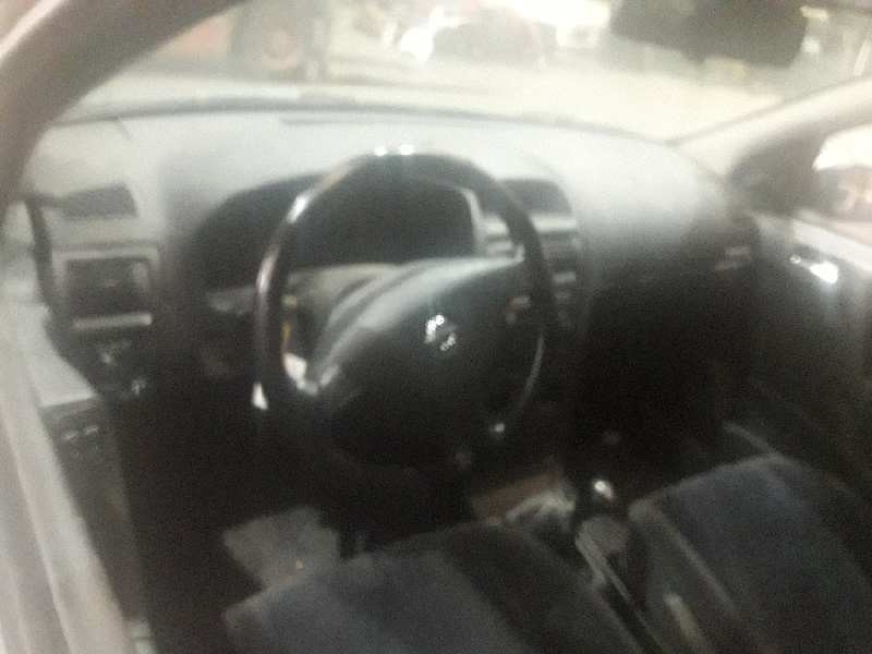 opel astra g berlina del año 2000