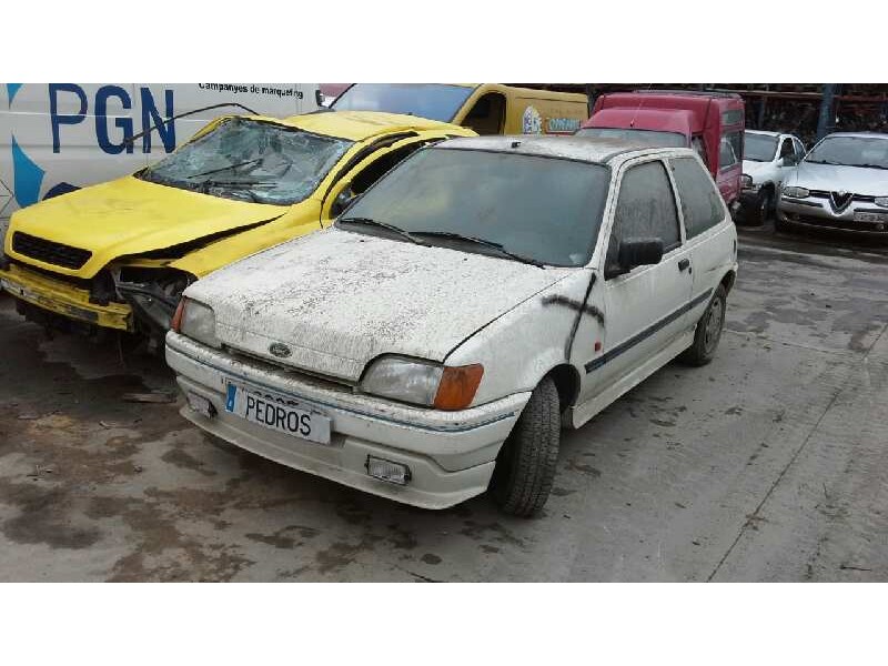ford fiesta berl./courier del año 1990