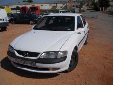 opel vectra b berlina del año 1996