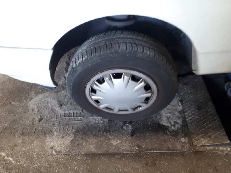 ford sierra berlina del año 1989