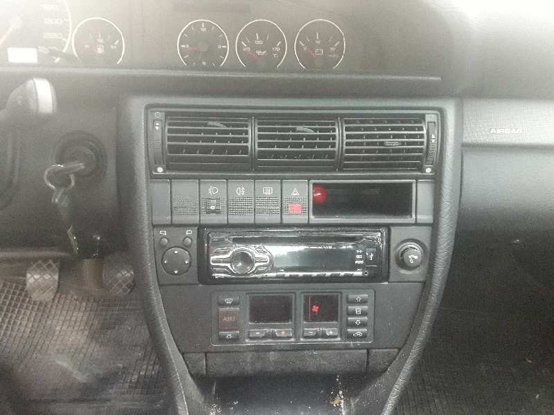 audi a6 berlina (c4) del año 1995