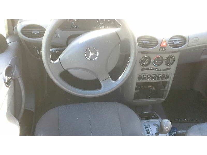 mercedes-benz clase a (w168) del año 1999