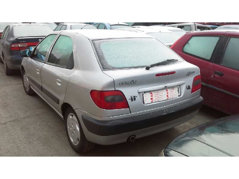 citroën xsara berlina del año 1999