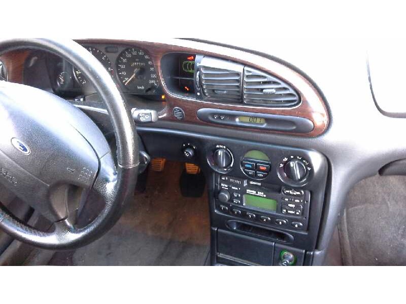 ford mondeo berlina (gd) del año 1998