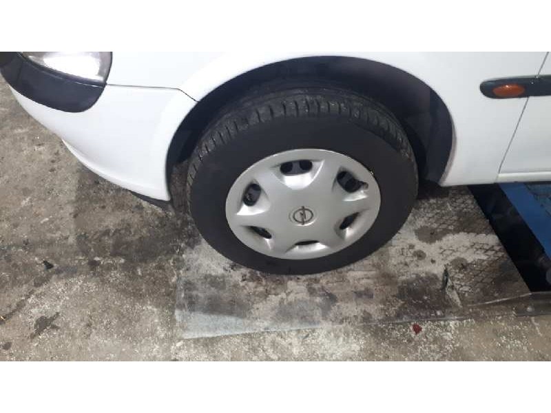 opel vectra b berlina del año 1998