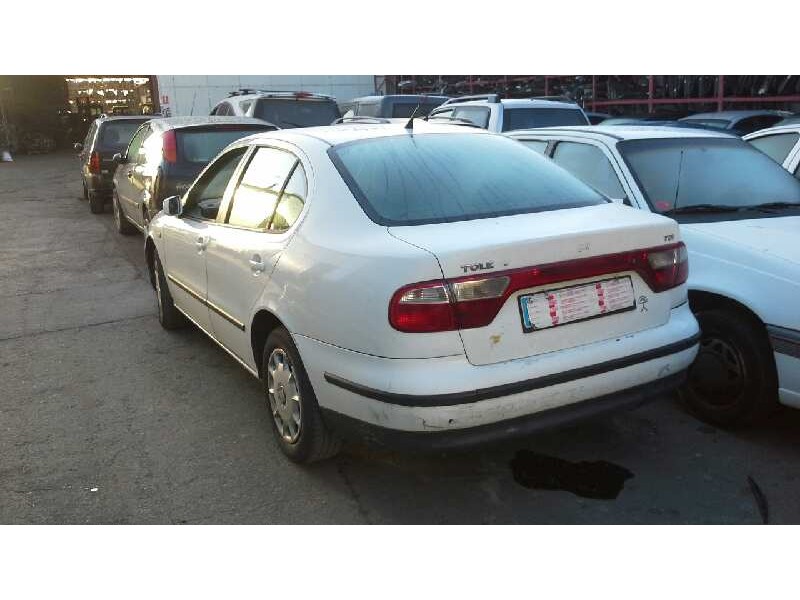 seat toledo (1m2) del año 1999