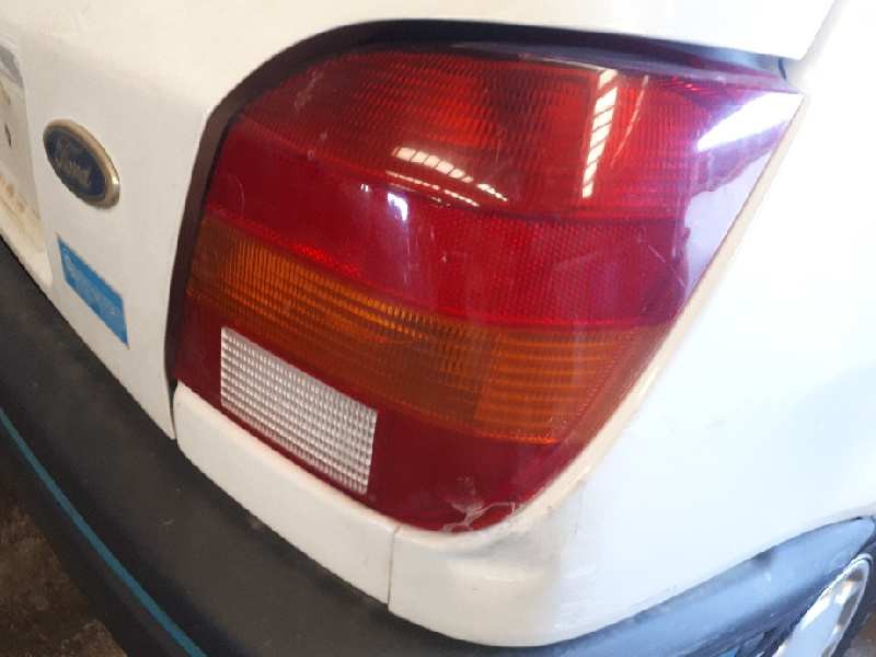 ford fiesta berl./courier del año 1993