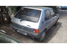 peugeot 205 berlina del año 1987