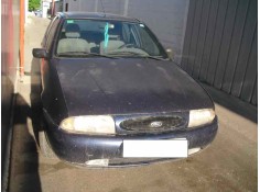 ford fiesta berlina del año 1999