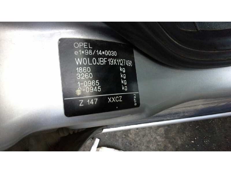 opel vectra b berlina del año 1999