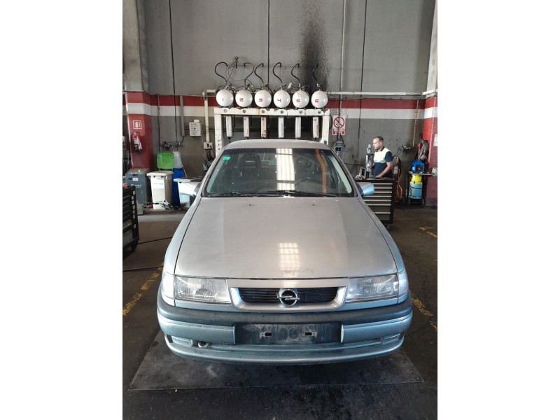 opel vectra a del año 1992