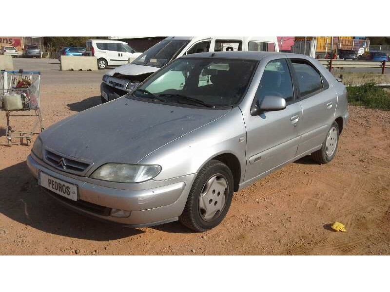 citroën xsara berlina del año 2000