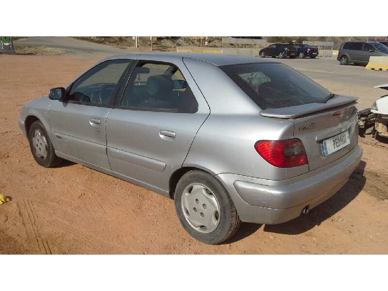 citroën xsara berlina del año 2000