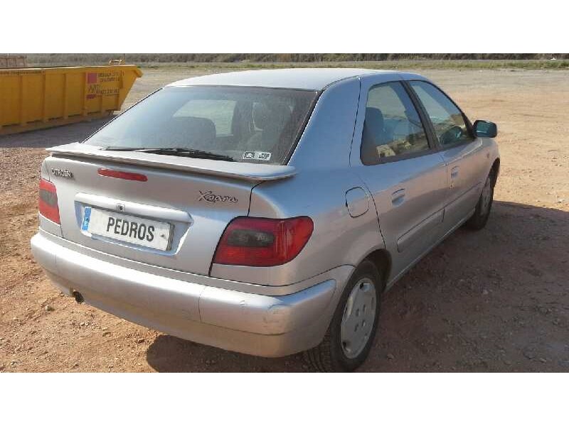 citroën xsara berlina del año 2000