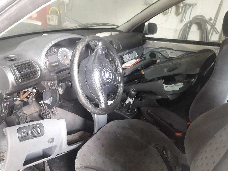 seat toledo (1m2) del año 1999