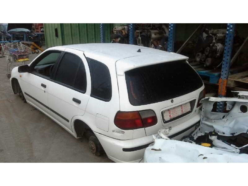 nissan almera (n15) del año 1999