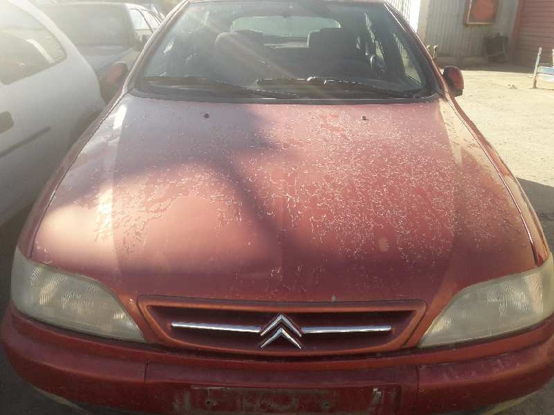 citroën xsara berlina del año 2000