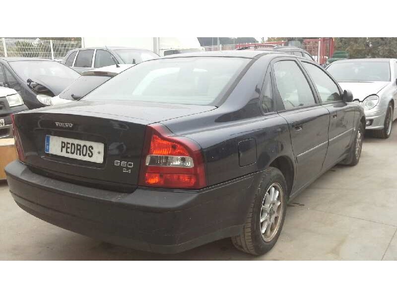 volvo s80 berlina del año 1999