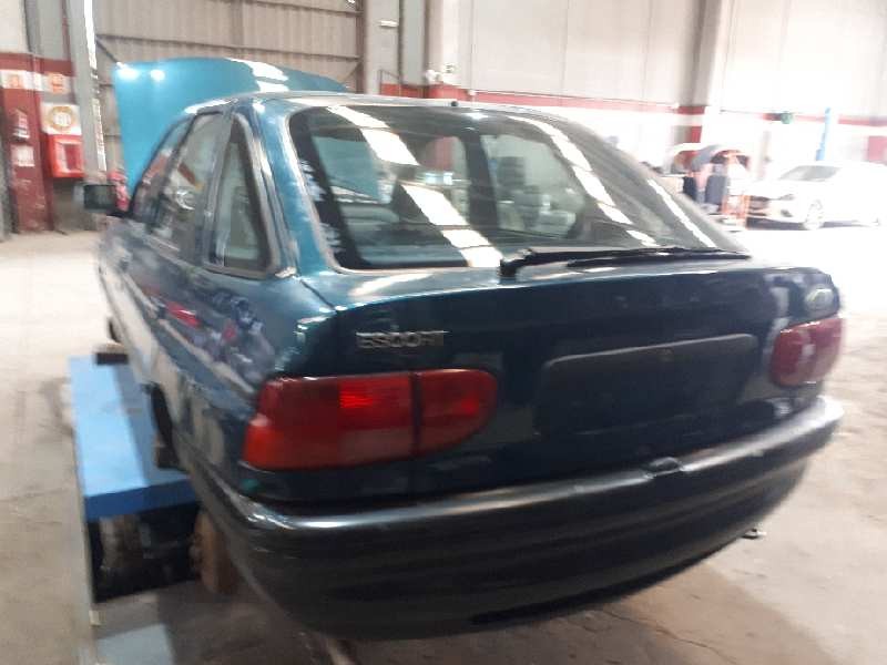 ford escort berlina/turnier del año 1994