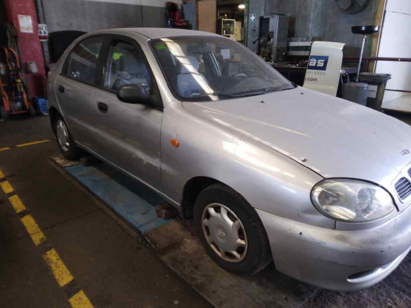 daewoo lanos del año 1999