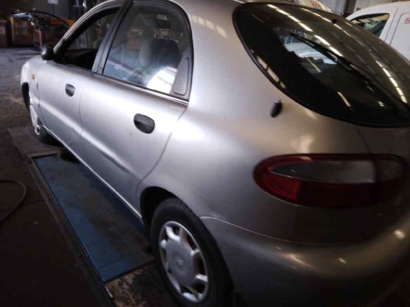 daewoo lanos del año 1999