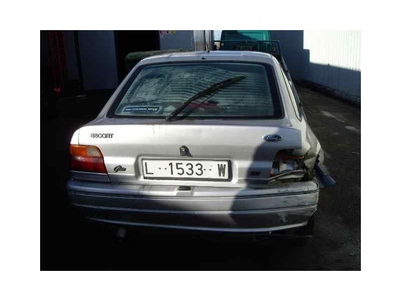 ford escort berlina/turnier del año 1950