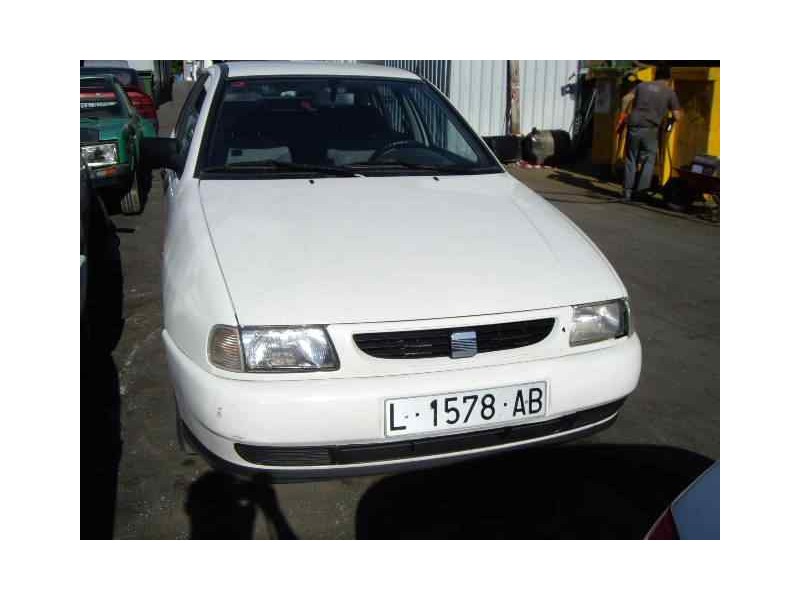 seat ibiza (6l1) del año 2002
