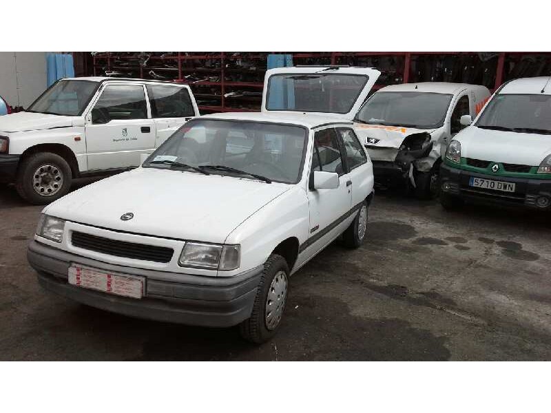 opel corsa a del año 1992