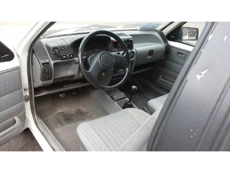 opel corsa a del año 1992